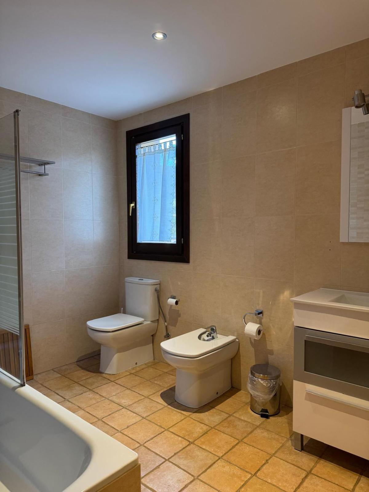 Hotel Guara Inluka Las Almunias الغرفة الصورة
