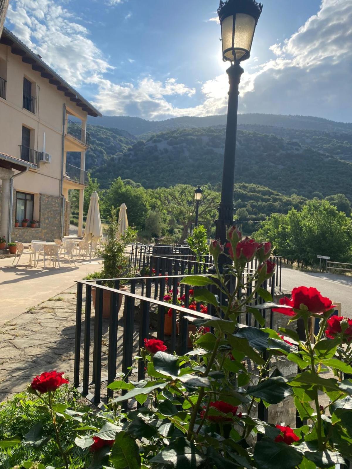 Hotel Guara Inluka Las Almunias المظهر الخارجي الصورة