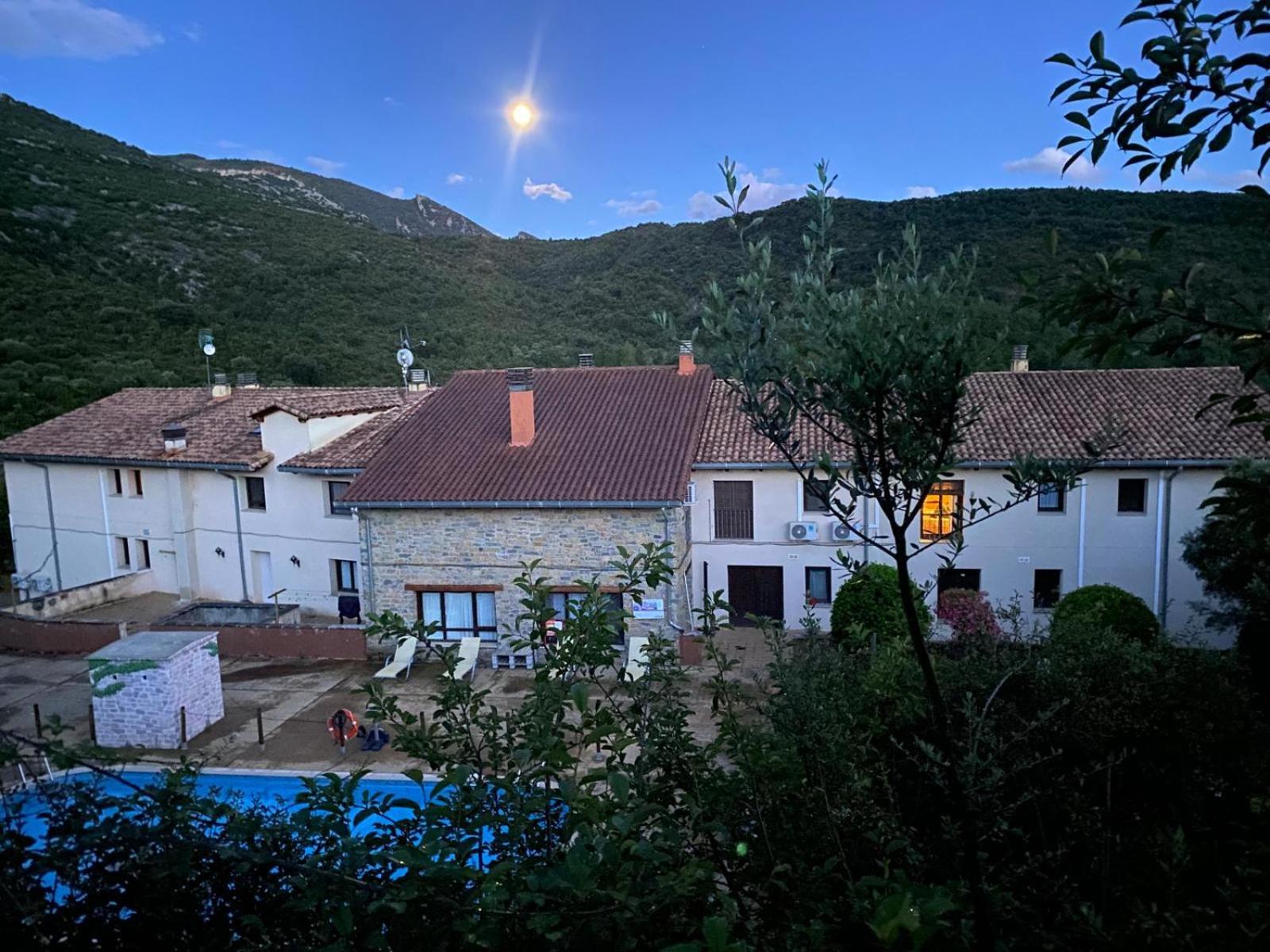 Hotel Guara Inluka Las Almunias المظهر الخارجي الصورة